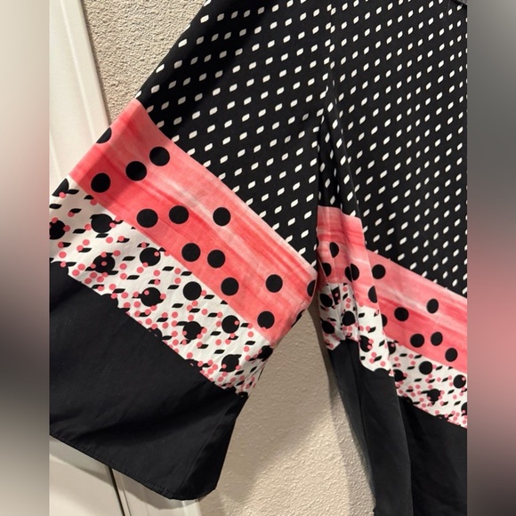 Alfani Black and Pink Polka Dot V Hem Blouse - Picture 3 of 5